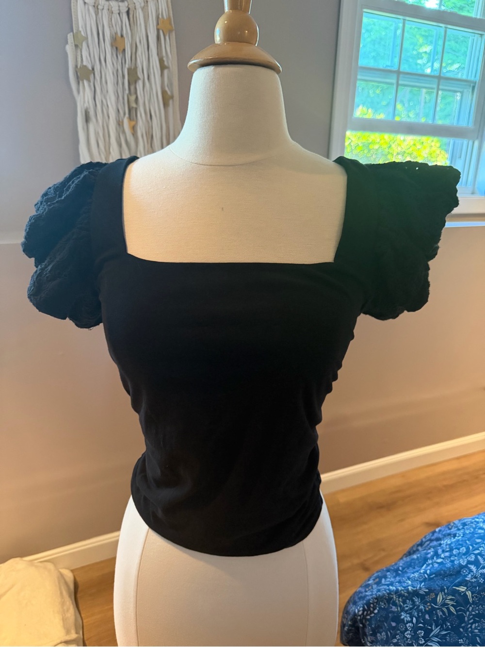Black Square-Neck Puff Sleeve Women's Top